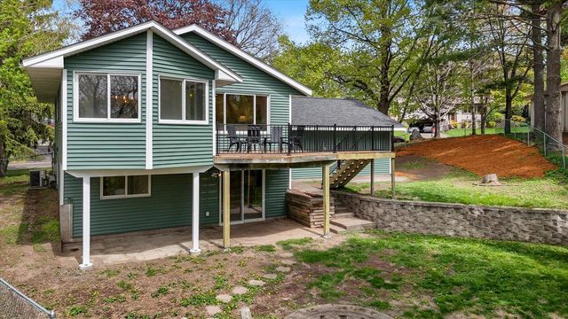 4497 Evergreen Drive, Vadnais Heights, MN 55127