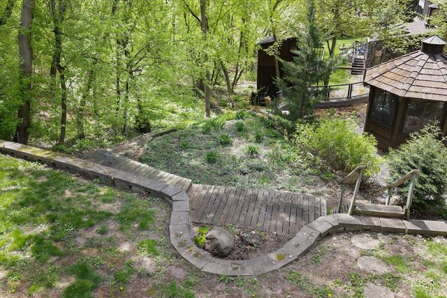 4497 Evergreen Drive, Vadnais Heights, MN 55127