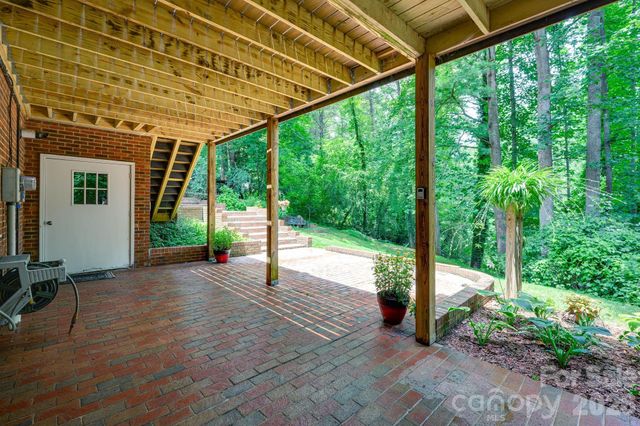 200 35th Avenue NW 5, Hickory, NC 28601
