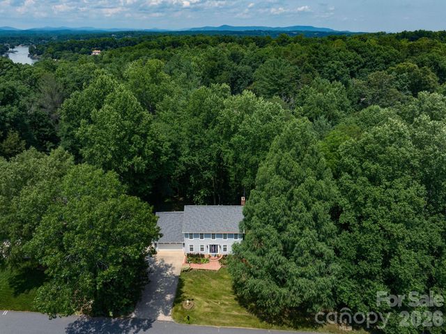 200 35th Avenue NW 5, Hickory, NC 28601