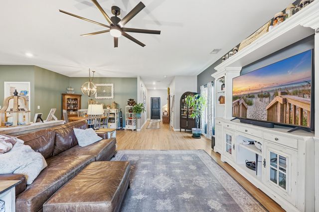 1519 Swing Bridge Way, Myrtle Beach, SC 29588