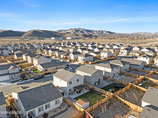 1383 Old Barn Road, Sparks, NV 89436