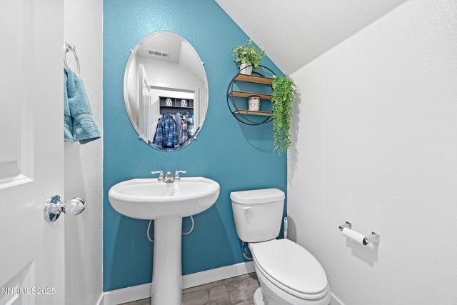 1383 Old Barn Road, Sparks, NV 89436