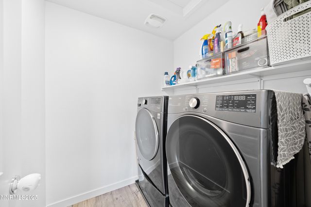 1383 Old Barn Road, Sparks, NV 89436