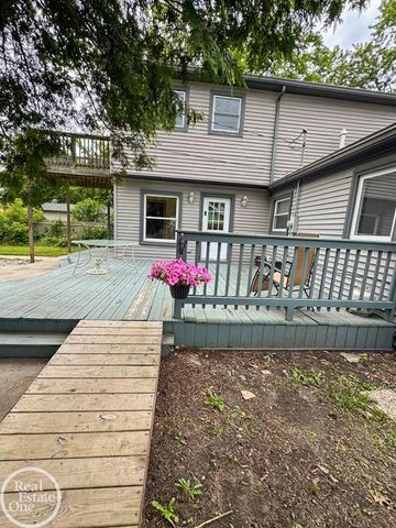 1116 Garfield Street, Port Huron, MI 48060