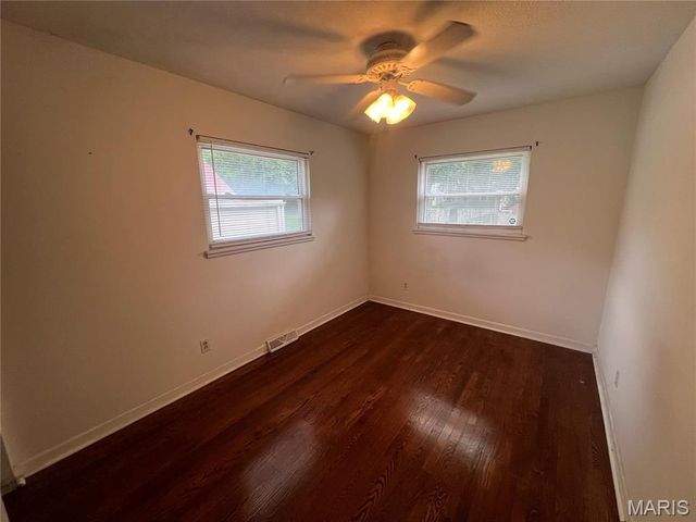 160 Barto Drive, St Louis, MO 63135