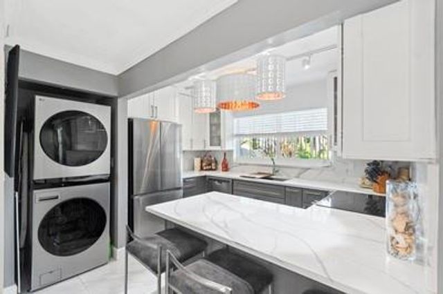 681 Kensington Place D101, Fort Lauderdale, FL 33305