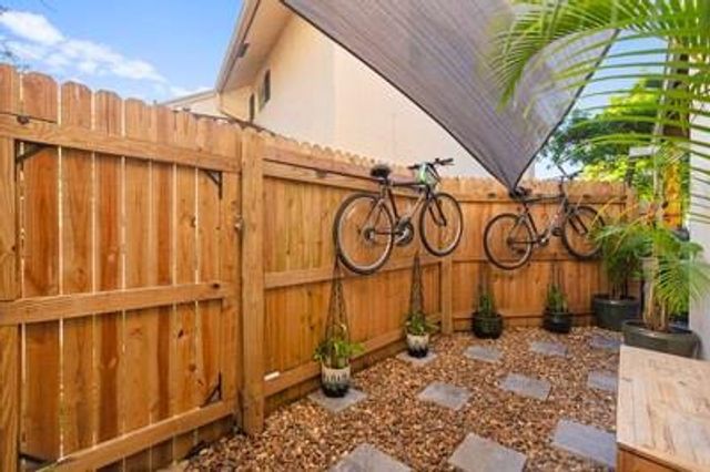 681 Kensington Place D101, Fort Lauderdale, FL 33305