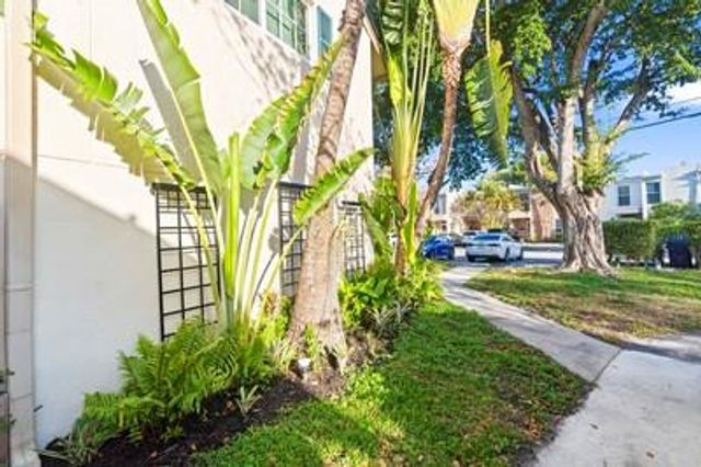 681 Kensington Place D101, Fort Lauderdale, FL 33305