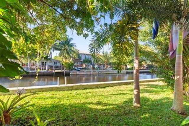 681 Kensington Place D101, Fort Lauderdale, FL 33305