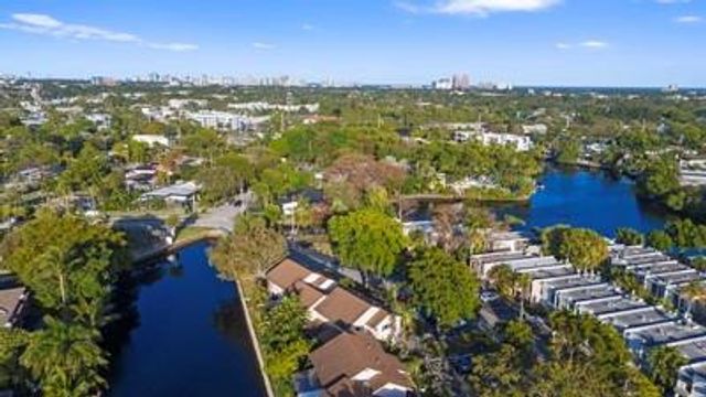 681 Kensington Place D101, Fort Lauderdale, FL 33305