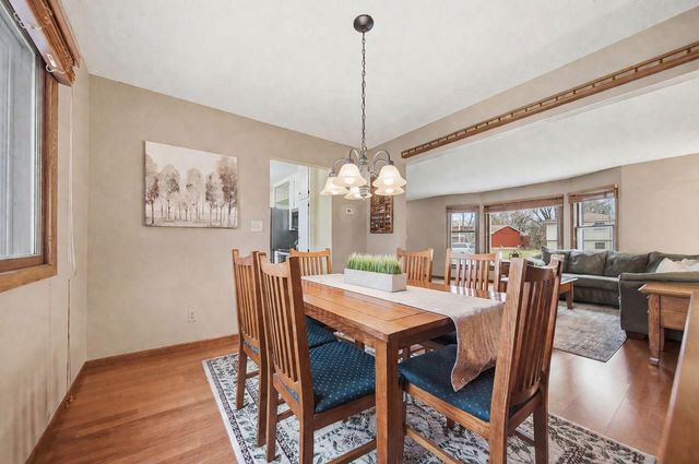 3713 Sun Terrace, White Bear Lake, MN 55110