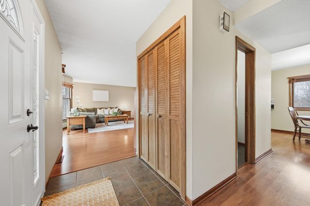 3713 Sun Terrace, White Bear Lake, MN 55110