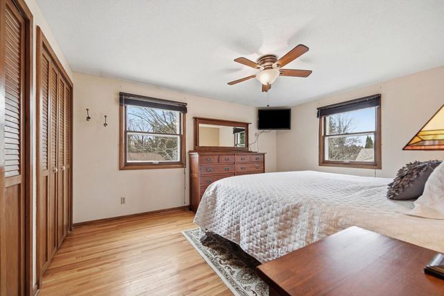 3713 Sun Terrace, White Bear Lake, MN 55110