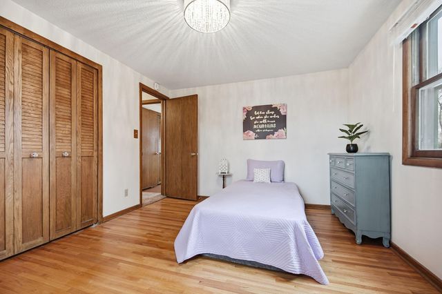 3713 Sun Terrace, White Bear Lake, MN 55110