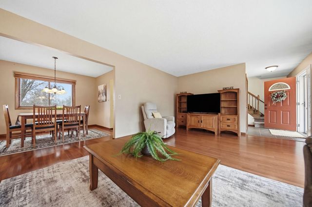 3713 Sun Terrace, White Bear Lake, MN 55110