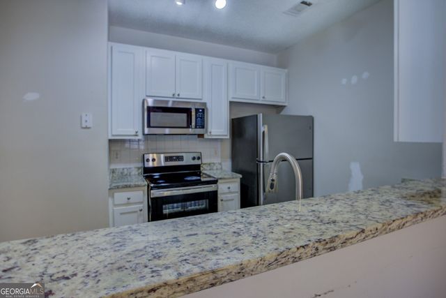 7669 Commerce Court, Riverdale, GA 30296