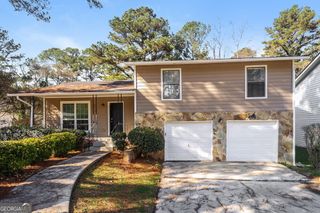 2465 Fairway Circle SW, Atlanta, GA 30331