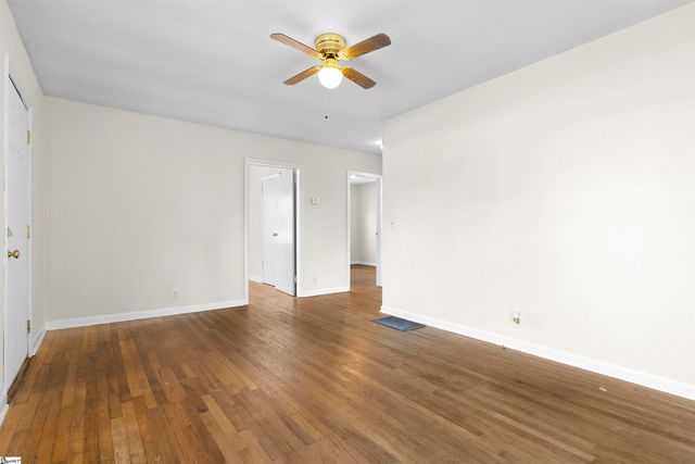 115 Cooley Street, Duncan, SC 29334