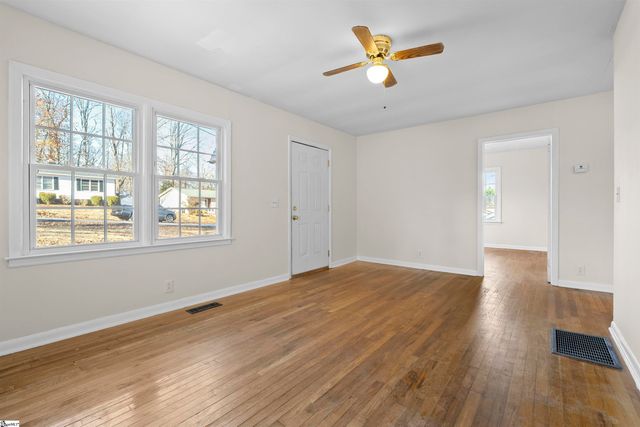 115 Cooley Street, Duncan, SC 29334