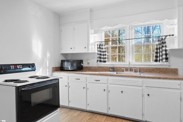 115 Cooley Street, Duncan, SC 29334