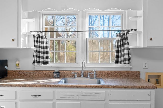 115 Cooley Street, Duncan, SC 29334