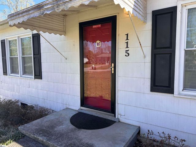 115 Cooley Street, Duncan, SC 29334