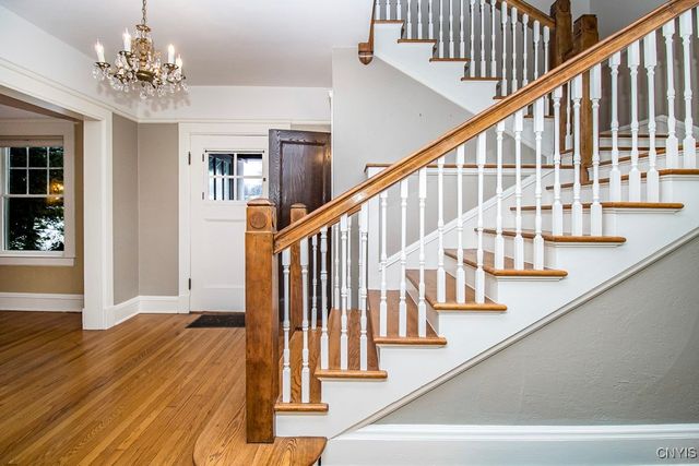 104 Burlingame Road, Syracuse, NY 13203