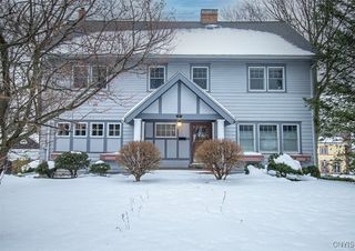 104 Burlingame Road, Syracuse, NY 13203