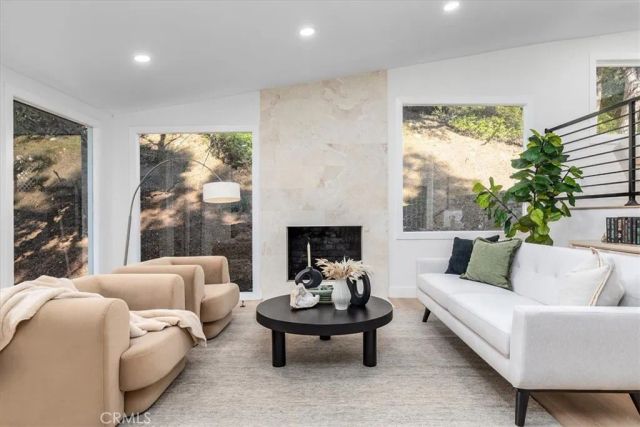 9921 Westwanda Drive, Beverly Hills, CA 90210