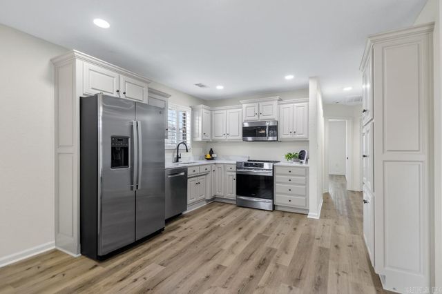 582 Crepe Myrtle Loop, Cabot, AR 72023