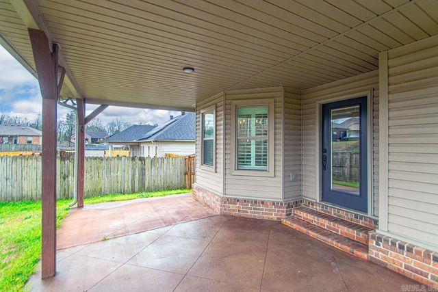 582 Crepe Myrtle Loop, Cabot, AR 72023