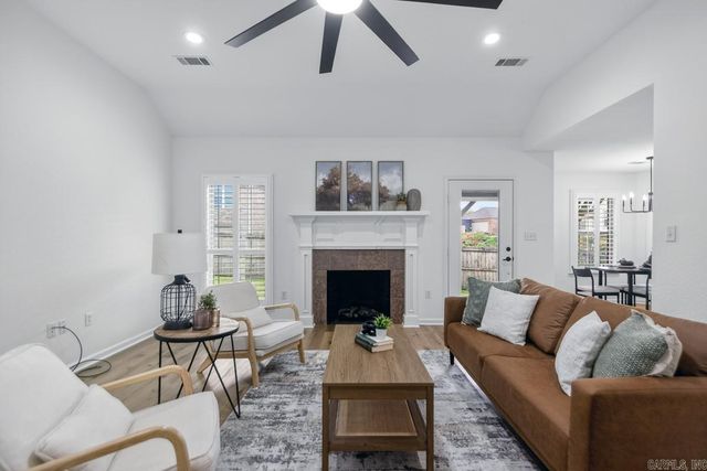 582 Crepe Myrtle Loop, Cabot, AR 72023