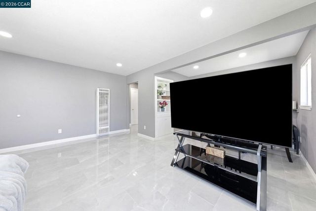 3021 Georgia St, Vallejo, CA 94591