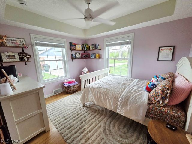5869 Oberlin Road, Amherst, OH 44001