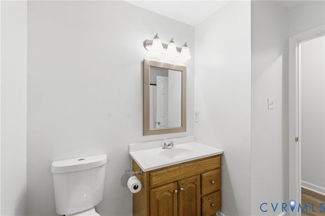 12312 Beaver Hollow Ct, Midlothian, VA 23112