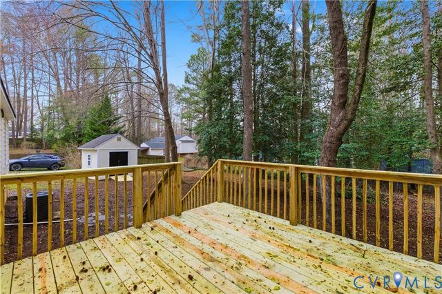 12312 Beaver Hollow Ct, Midlothian, VA 23112