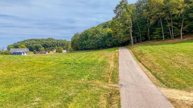 3629 Country Club Road SW, Lancaster, OH 43130