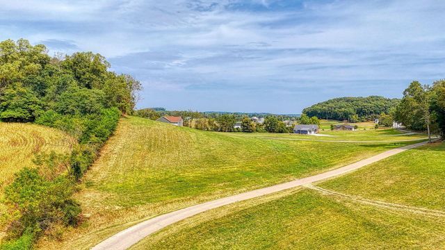 3629 Country Club Road SW, Lancaster, OH 43130