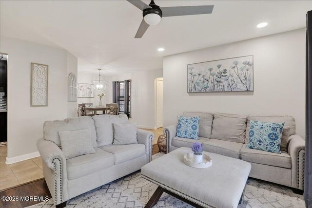 402 Daisy Court, Jackson, NJ 08527