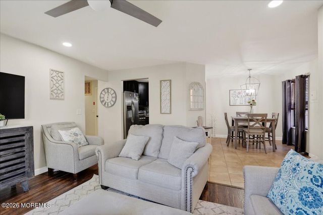 402 Daisy Court, Jackson, NJ 08527