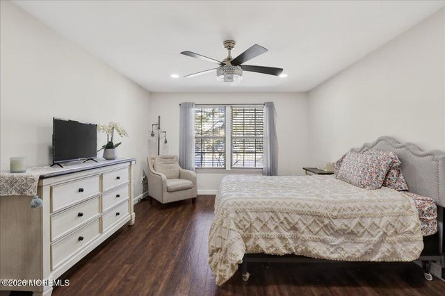402 Daisy Court, Jackson, NJ 08527
