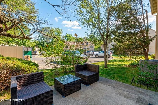 402 Daisy Court, Jackson, NJ 08527