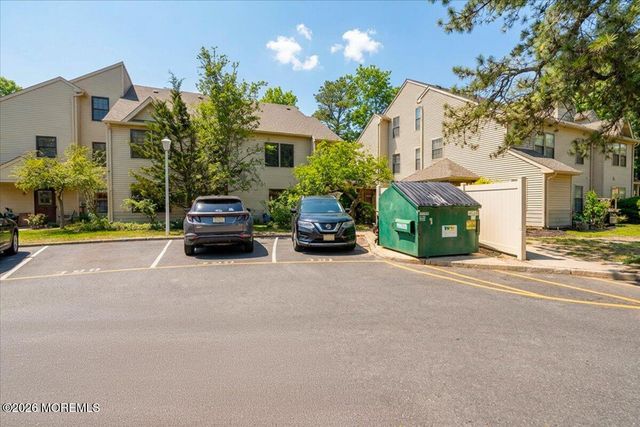 402 Daisy Court, Jackson, NJ 08527