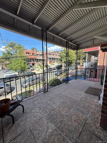 712 E 232nd Street, Bronx, NY 10466