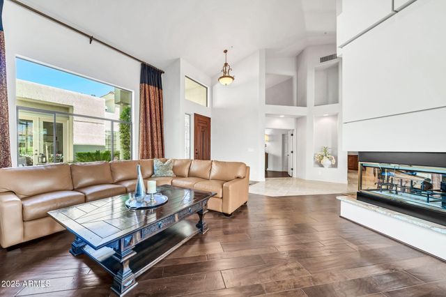 11898 N 80TH Place, Scottsdale, AZ 85260