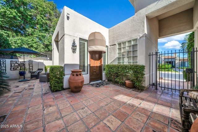 11898 N 80TH Place, Scottsdale, AZ 85260