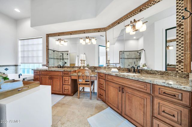 11898 N 80TH Place, Scottsdale, AZ 85260