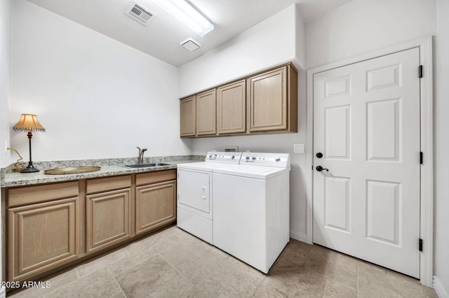 11898 N 80TH Place, Scottsdale, AZ 85260