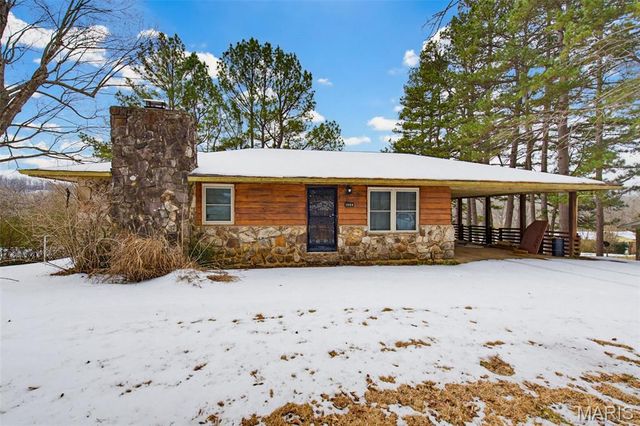 1004 Barton Road, Doniphan, MO 63935